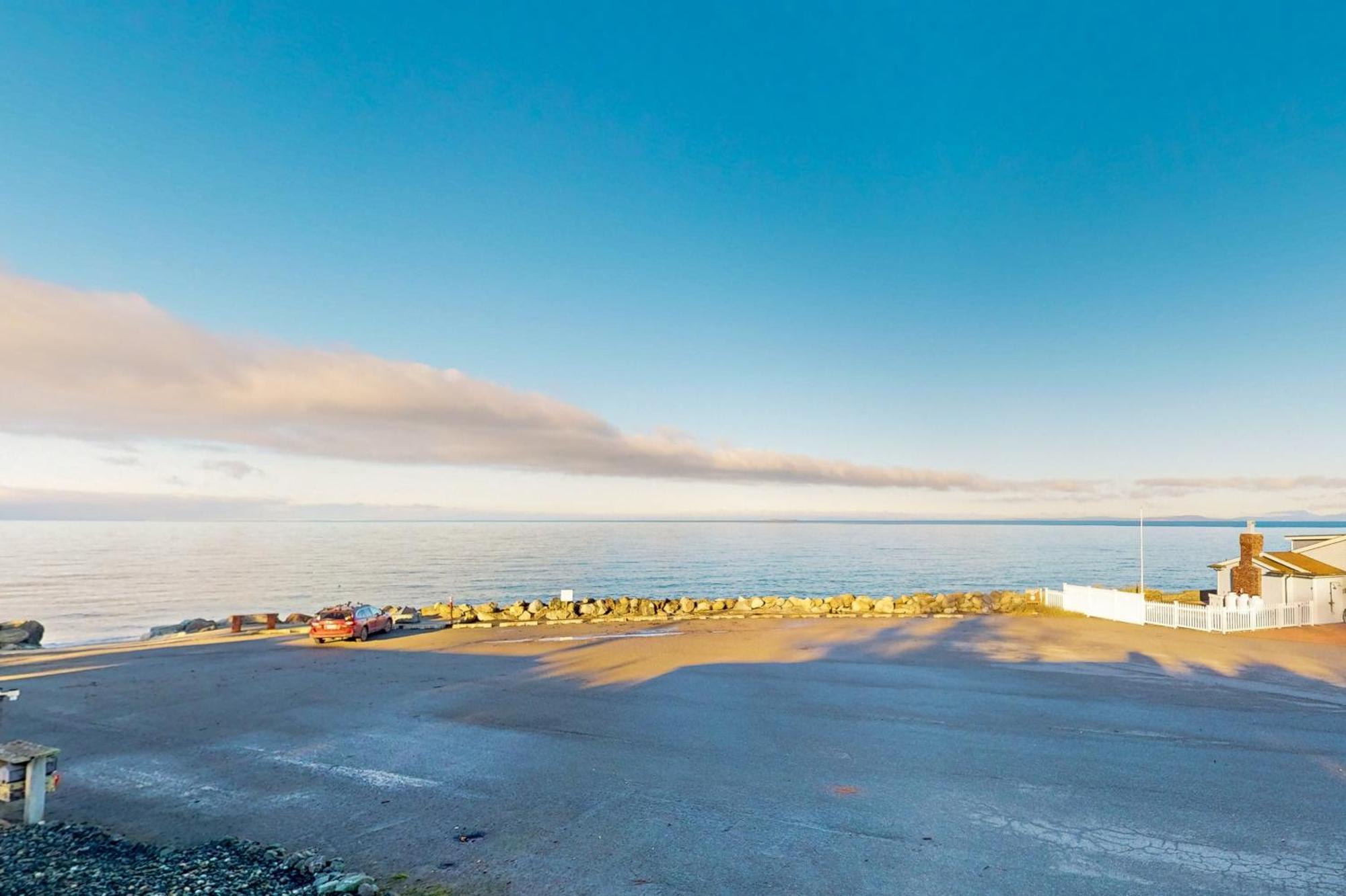 West Beach Retreat Oak Harbor Exteriör bild